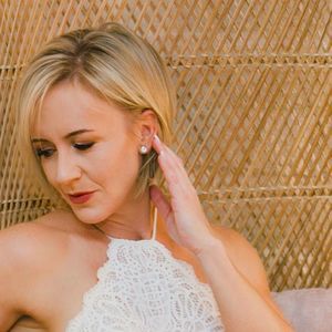 Meet your Posher, Lara